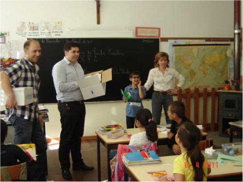 P&aacute;scoa nas Escolas-2011