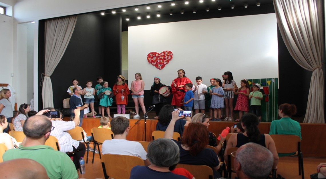 Vila de Prado. Projeto Expressar e Escola de Música juntos num espetáculo de teatro e melodia!