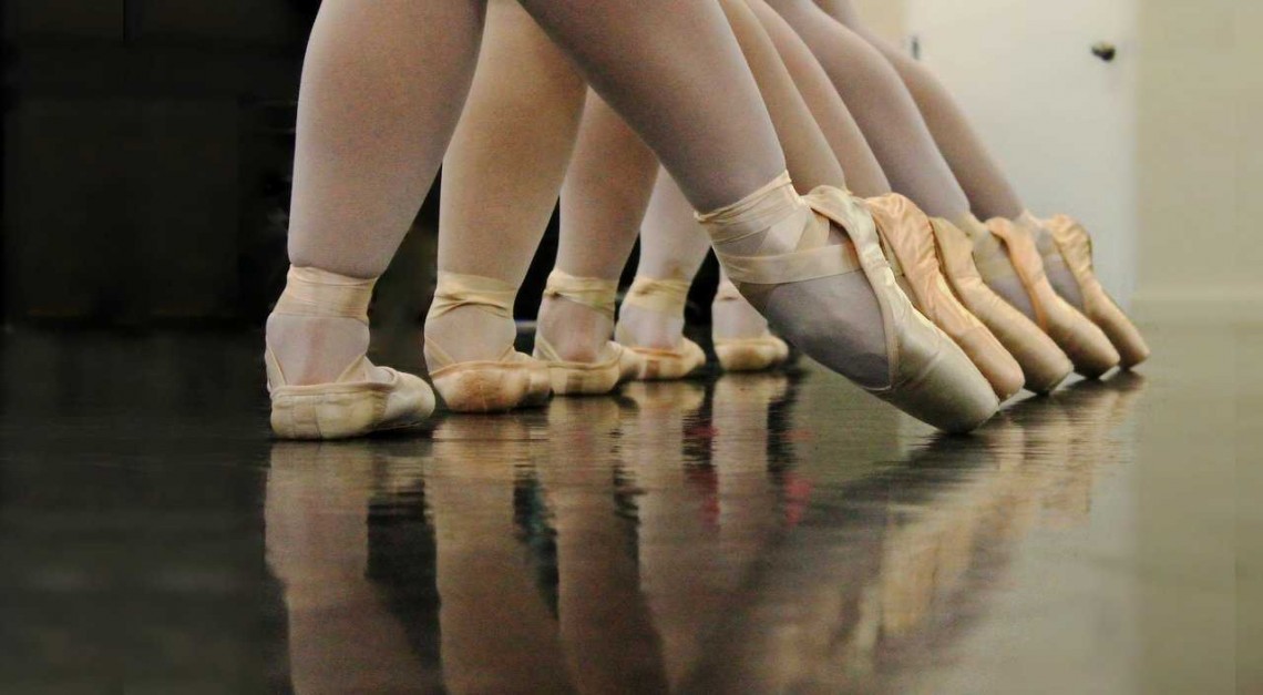 Curso Ballet estreia-se na Escola de Música  da Vila de Prado