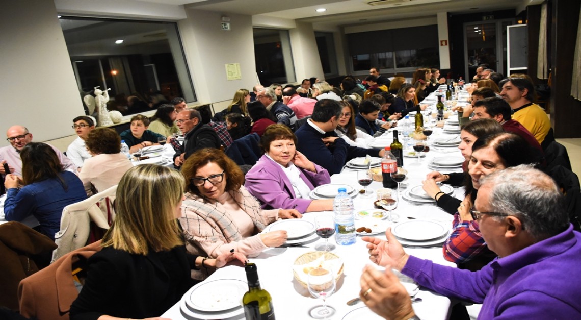 Clube de Karaté de Prado celebrou o Natal com jantar animado