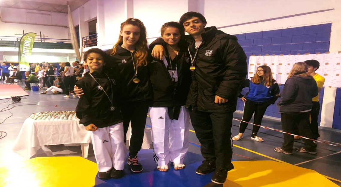 Taekwondo. GD prado conquistou quatro medalhas no Open Internacional de Sintra!