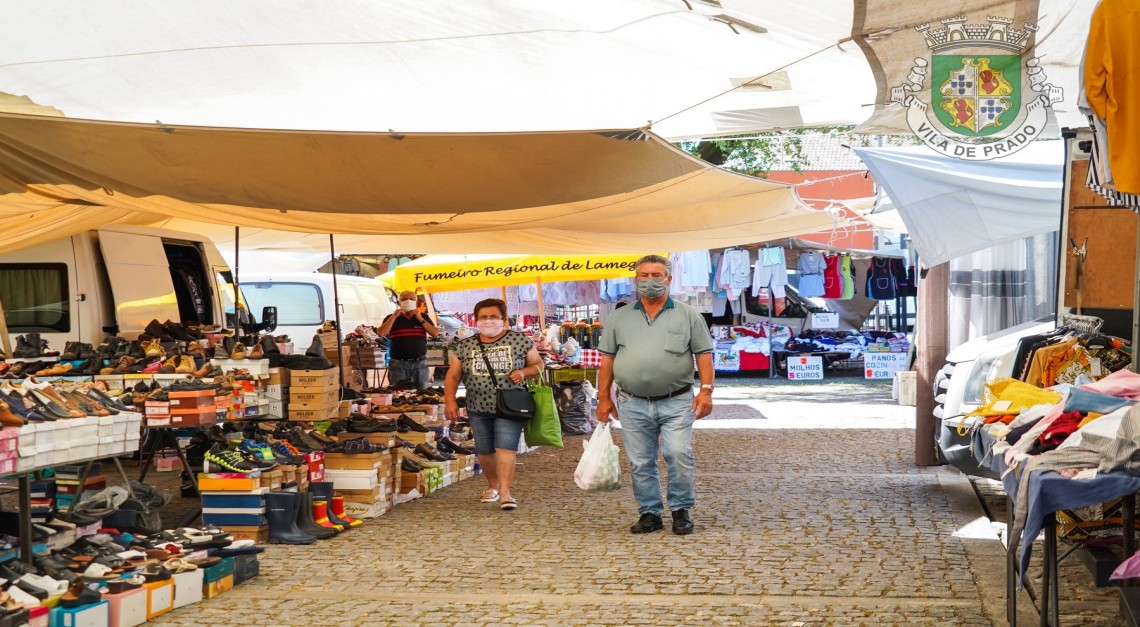 Desconfinamento. Feira Semanal da Vila de Prado volta a funcionar em pleno