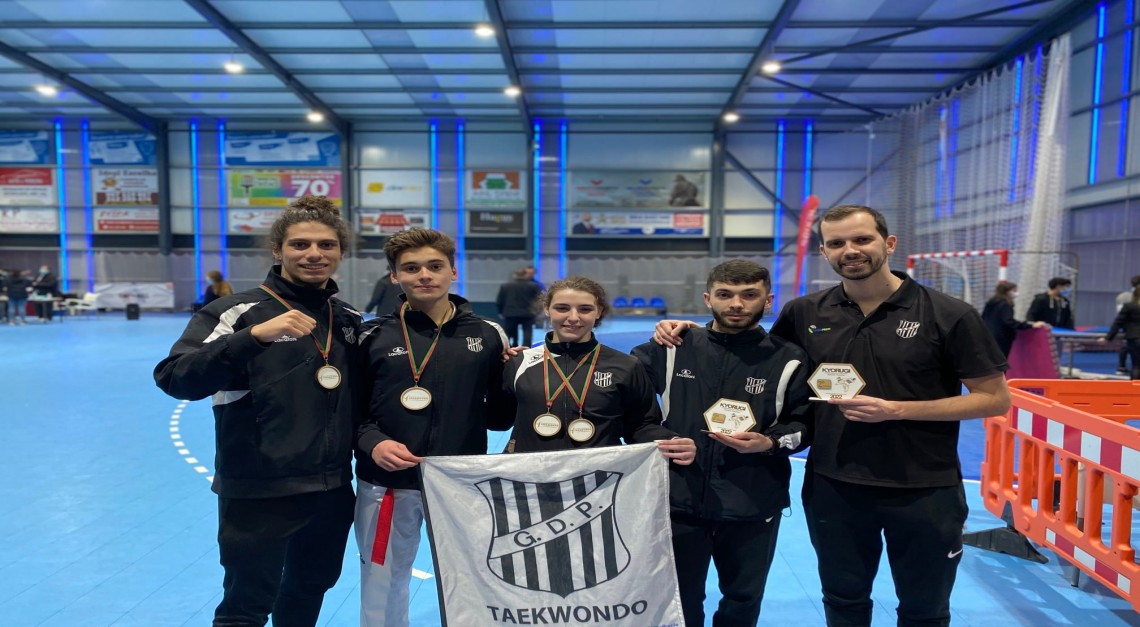 Taekwondo GDPrado conquistou várias medalhas nos campeonatos nacionais