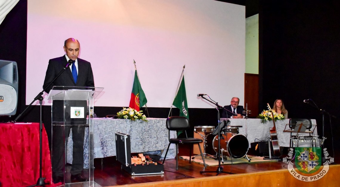 Albano Bastos, Higínio Castilho e Sónia Araújo lideram executivo da Junta de Freguesia da Vila de Prado para o mandato 2017-21!